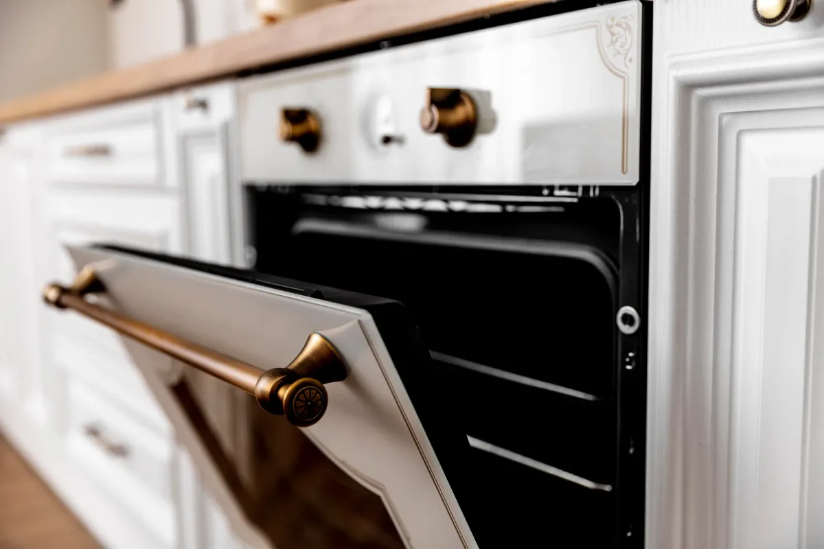 Backofen Reparatur Wien - hochwertig reparierter Einbaubackofen